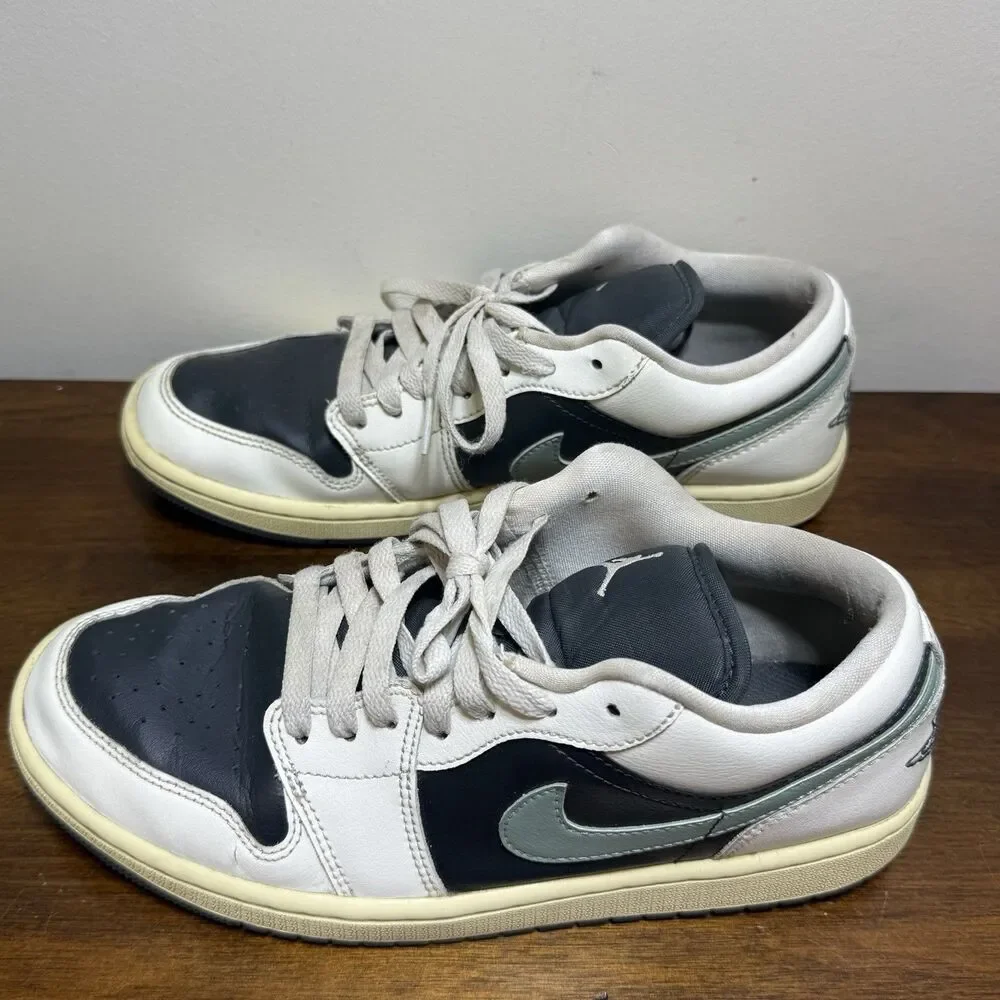 Air Jordan 1 Low Women’s Size 9.5 Anthracite / Jade Smoke Sail - Picture 9 of 10